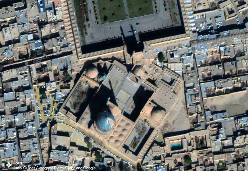 تصویر ماهواره‌ای میدان نقش جهان در آوریل 2018